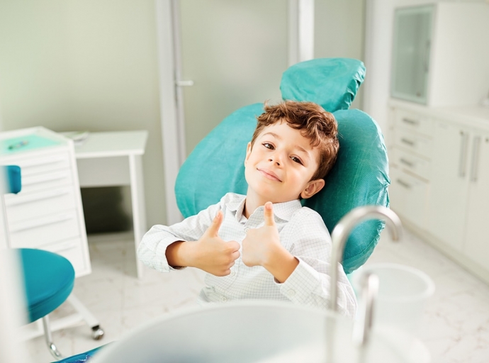 ¿Cuándo debo llevar a mi hijo al odontopediatra?